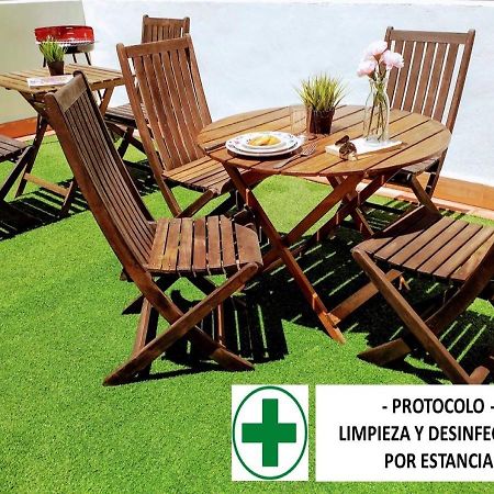 Large Apartment With Large And Sunny Terrace - Garden & Outdoor Gym , Alicante Center Bagian luar foto