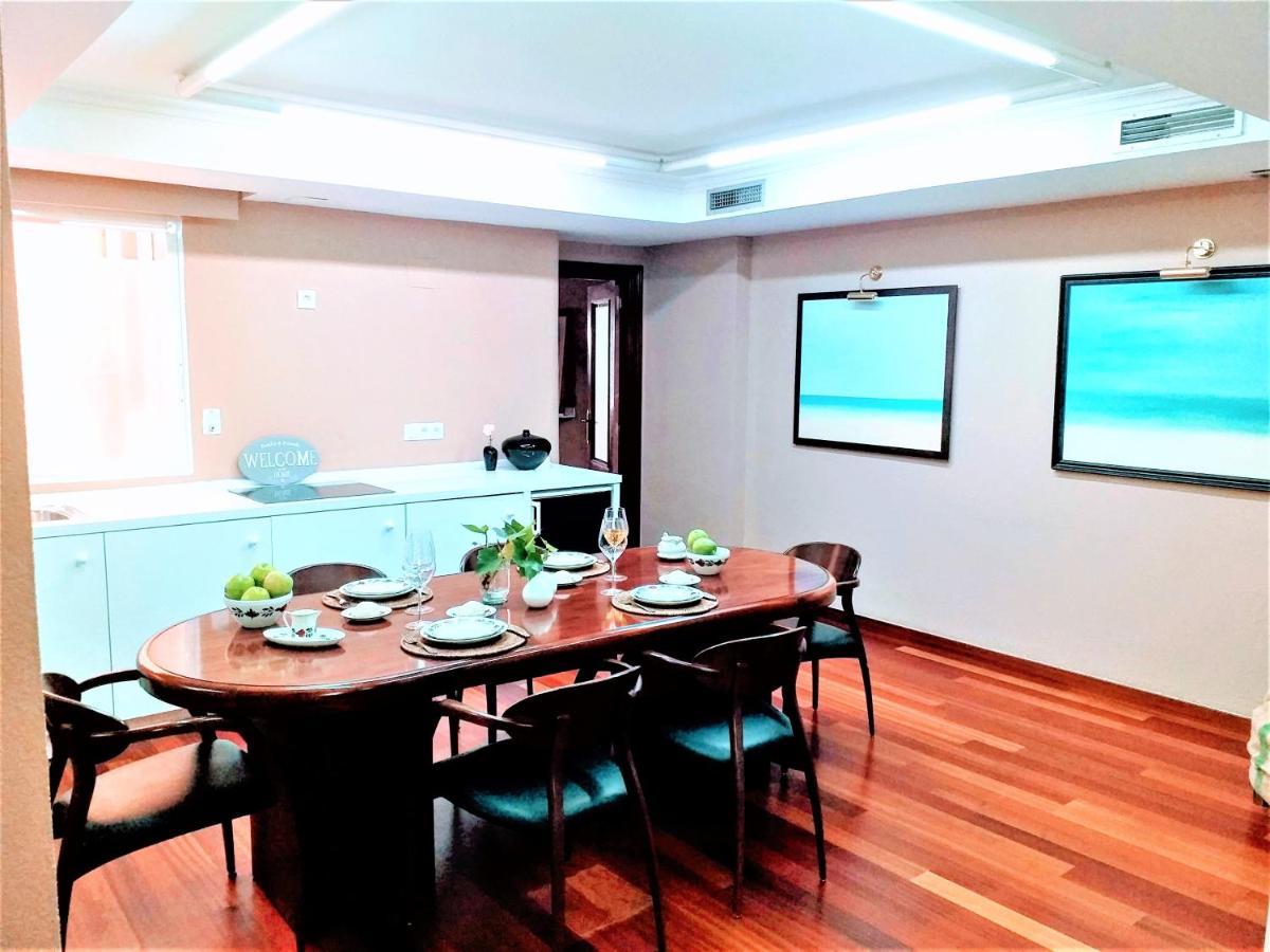 Large Apartment With Large And Sunny Terrace - Garden & Outdoor Gym , Alicante Center Bagian luar foto