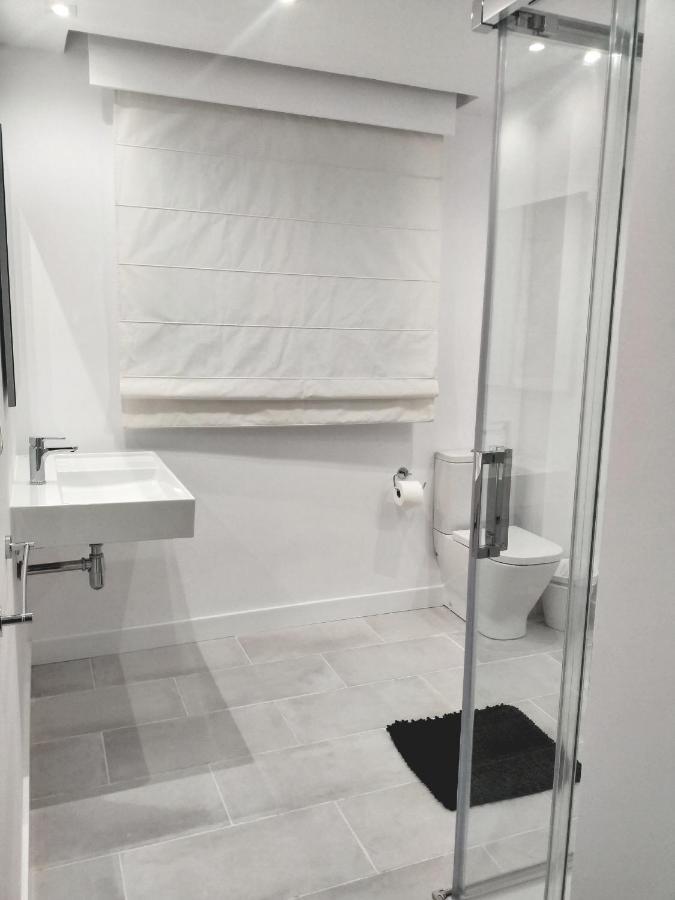 Large Apartment With Large And Sunny Terrace - Garden & Outdoor Gym , Alicante Center Bagian luar foto